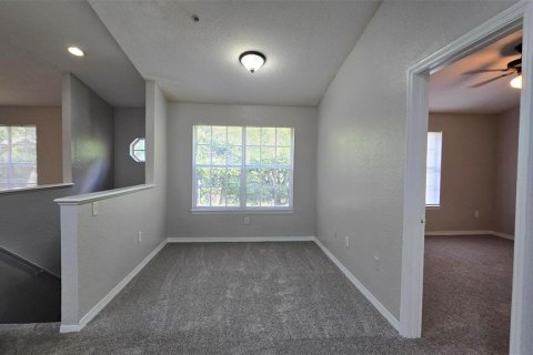 Condo in Altamonte Springs, Florida, 2 bedrooms  № 1917301 - photo 11