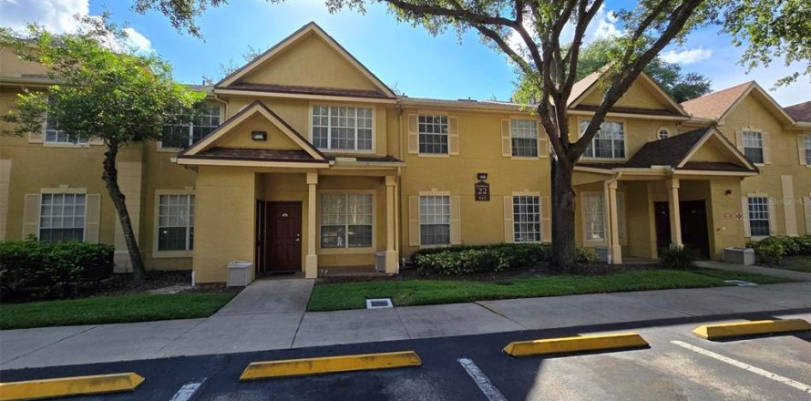 Condominio en Altamonte Springs, Florida, 2 dormitorios № 1917301