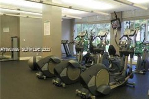 Снять в аренду кондоминиум в Холливуд, Флорида 1 спальня, 75.44м2, № 1991257 - фото 15