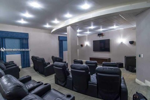 Снять в аренду кондоминиум в Холливуд, Флорида 1 спальня, 75.44м2, № 1991257 - фото 10