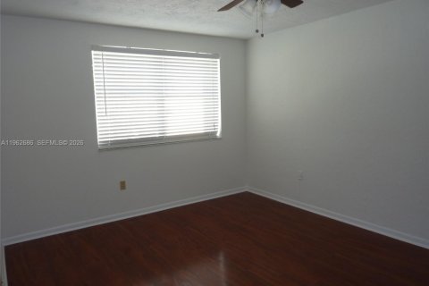 Купить таунхаус в Майами, Флорида 2 спальни, 95.22м2, № 2024097 - фото 8