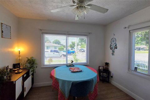 Villa ou maison à vendre à Bradenton, Floride: 3 chambres, 126.9 m2 № 2410020 - photo 19