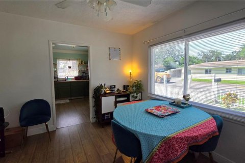 Villa ou maison à vendre à Bradenton, Floride: 3 chambres, 126.9 m2 № 2410020 - photo 17