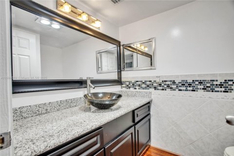 Condominio en venta en Hollywood, Florida, 1 dormitorio, 73.11 m2 № 1937898 - foto 23