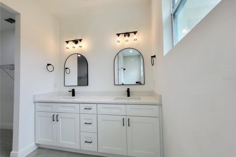 Casa en venta en Palm Bay, Florida, 3 dormitorios, 171.4 m2 № 2329611 - foto 17