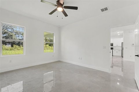 Casa en venta en Palm Bay, Florida, 3 dormitorios, 171.4 m2 № 2329611 - foto 13