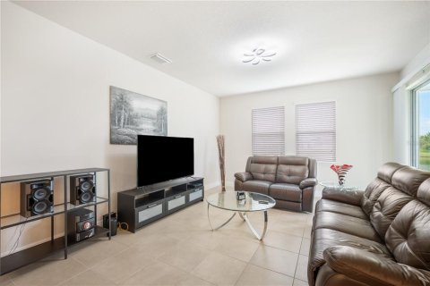 Casa en alquiler en Land O' Lakes, Florida, 4 dormitorios, 189.8 m2 № 1903363 - foto 12