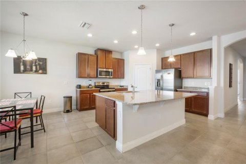 Casa en alquiler en Land O' Lakes, Florida, 4 dormitorios, 189.8 m2 № 1903363 - foto 14