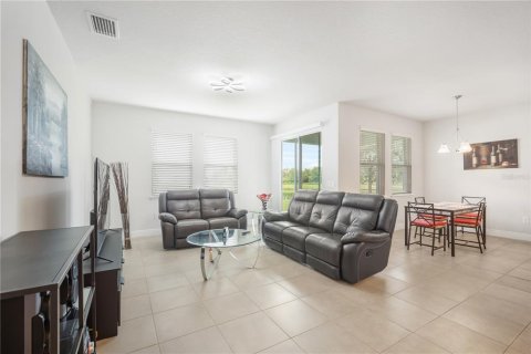 Casa en alquiler en Land O' Lakes, Florida, 4 dormitorios, 189.8 m2 № 1903363 - foto 11