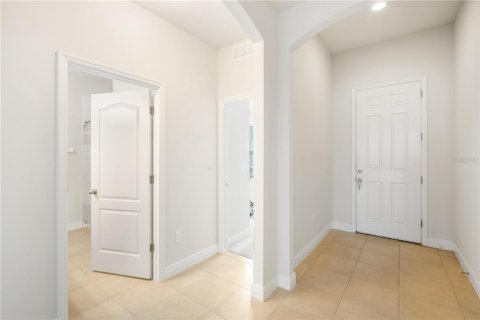 Casa en alquiler en Land O' Lakes, Florida, 4 dormitorios, 189.8 m2 № 1903363 - foto 4