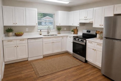 Villa ou maison à louer à Tampa, Floride: 4 chambres, 128.67 m2 № 2425298 - photo 3