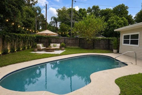 Villa ou maison à louer à Tampa, Floride: 4 chambres, 128.67 m2 № 2425298 - photo 2