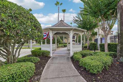 Condo in Windermere, Florida, 3 bedrooms № 2232307 - photo 19