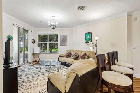 Condo in Windermere, Florida, 3 bedrooms № 2232307 - photo 4