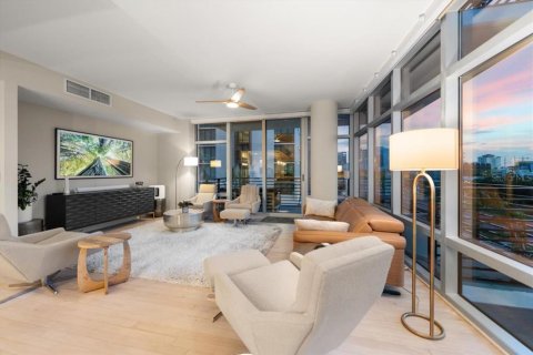 Condo in Tampa, Florida, 2 bedrooms № 2383974 - photo 5