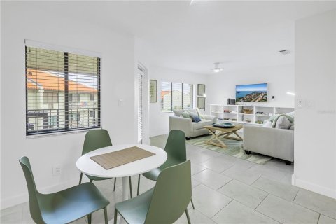 Copropriété à louer à Saint Petersburg, Floride: 1 chambre, 61.78 m2 № 2115054 - photo 13