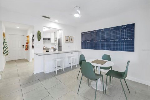 Copropriété à louer à Saint Petersburg, Floride: 1 chambre, 61.78 m2 № 2115054 - photo 16