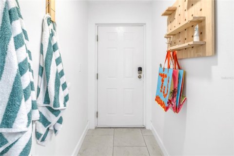 Copropriété à louer à Saint Petersburg, Floride: 1 chambre, 61.78 m2 № 2115054 - photo 3