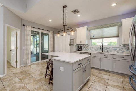 Villa ou maison à vendre à Trinity, Floride: 4 chambres, 198.81 m2 № 2273202 - photo 8