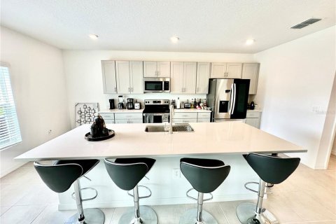 Casa en venta en Groveland, Florida, 5 dormitorios, 256.87 m2 № 1906272 - foto 9