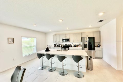 Casa en venta en Groveland, Florida, 5 dormitorios, 256.87 m2 № 1906272 - foto 7