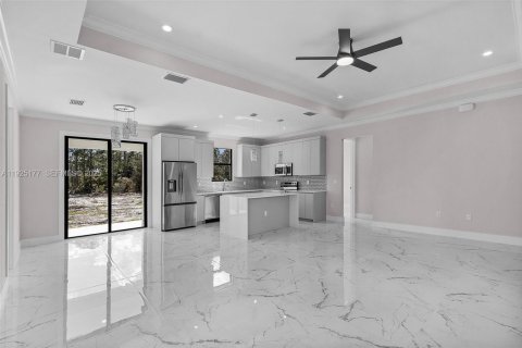 Casa en venta en Naples, Florida, 3 dormitorios, 141.12 m2 № 1983770 - foto 4