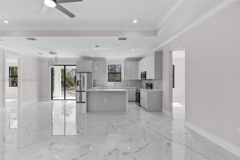 Casa en venta en Naples, Florida, 3 dormitorios, 141.12 m2 № 1983770 - foto 3