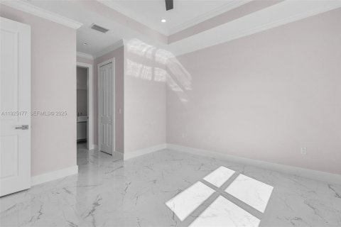 Casa en venta en Naples, Florida, 3 dormitorios, 141.12 m2 № 1983770 - foto 18