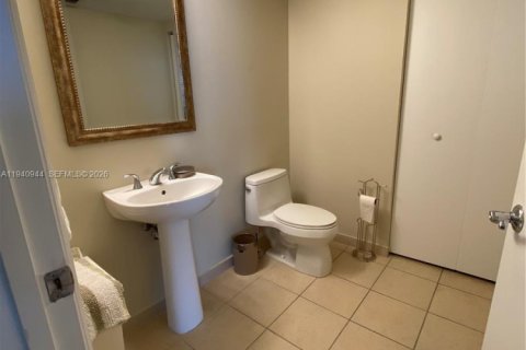 Copropriété à louer à Sunny Isles Beach, Floride: 1 chambre, 93.37 m2 № 1998063 - photo 18