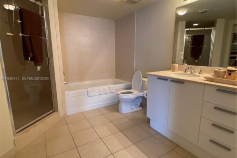 Copropriété à louer à Sunny Isles Beach, Floride: 1 chambre, 93.37 m2 № 1998063 - photo 15