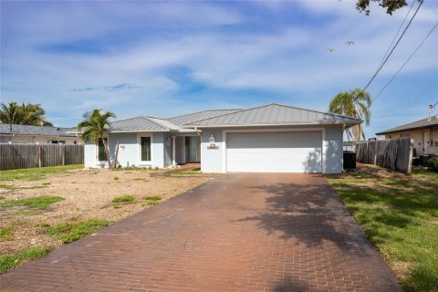 Casa en venta en Saint Petersburg, Florida, 3 dormitorios, 216.37 m2 № 1793815 - foto 6