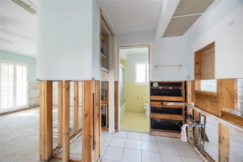 Casa en venta en Saint Petersburg, Florida, 3 dormitorios, 216.37 m2 № 1793815 - foto 14