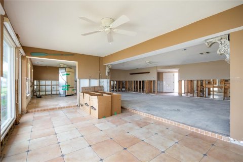Casa en venta en Saint Petersburg, Florida, 3 dormitorios, 216.37 m2 № 1793815 - foto 11