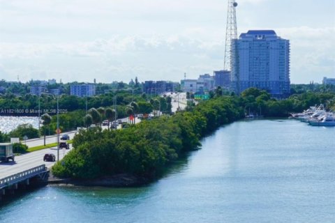 Copropriété à vendre à North Bay Village, Floride: 1 chambre, 68.56 m2 № 1937828 - photo 8