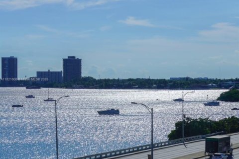 Copropriété à vendre à North Bay Village, Floride: 1 chambre, 68.56 m2 № 1937828 - photo 4