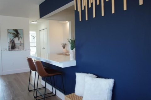 Copropriété à vendre à North Bay Village, Floride: 1 chambre, 68.56 m2 № 1937828 - photo 27