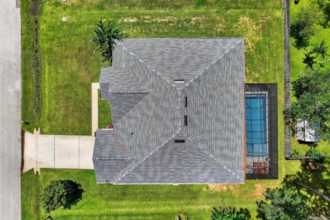 House in Palm Coast, Florida 3 bedrooms, 251.95 sq.m. № 1881251 - photo 9