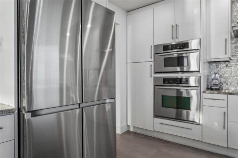 Copropriété à vendre à Tampa, Floride: 3 chambres, 237.37 m2 № 2312817 - photo 23