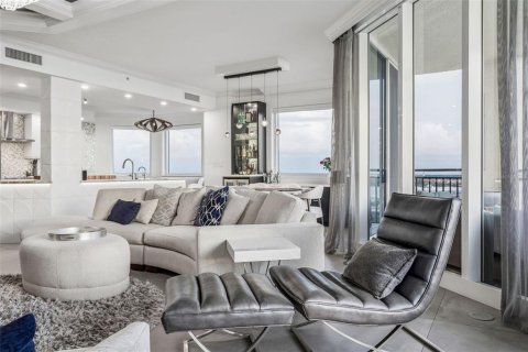 Copropriété à vendre à Tampa, Floride: 3 chambres, 237.37 m2 № 2312817 - photo 13