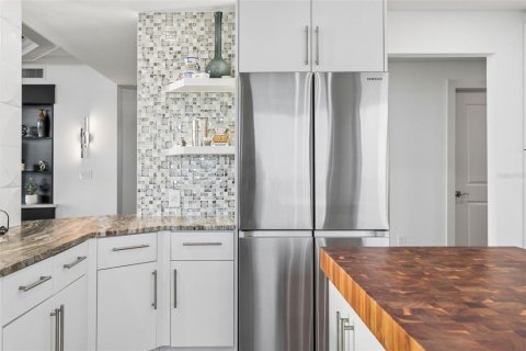 Copropriété à vendre à Tampa, Floride: 3 chambres, 237.37 m2 № 2312817 - photo 21