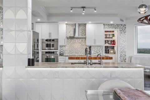 Copropriété à vendre à Tampa, Floride: 3 chambres, 237.37 m2 № 2312817 - photo 17