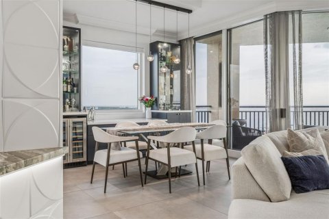 Copropriété à vendre à Tampa, Floride: 3 chambres, 237.37 m2 № 2312817 - photo 14