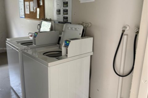 Copropriété à vendre à Davie, Floride: 1 chambre, 87.33 m2 № 2001488 - photo 21