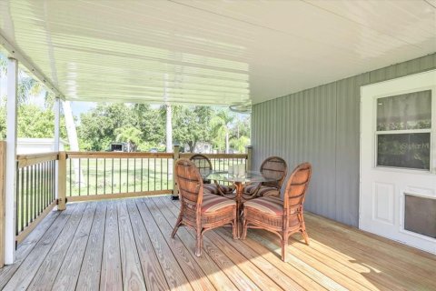 House in Arcadia, Florida 2 bedrooms, 86.86 sq.m. № 2211473 - photo 25