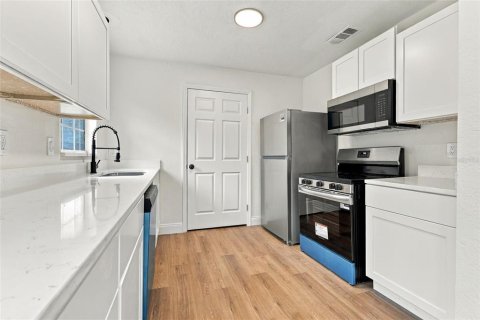 Villa ou maison à vendre à Lakeland, Floride: 3 chambres, 107.02 m2 № 2389241 - photo 16