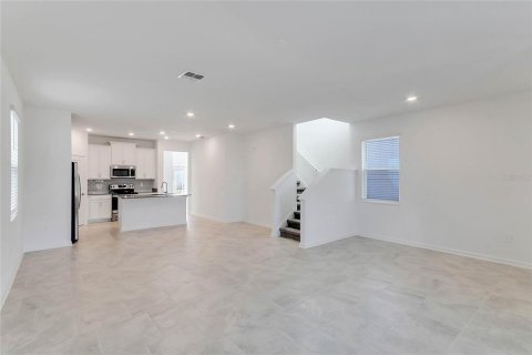 Casa en alquiler en Kissimmee, Florida, 4 dormitorios, 189.89 m2 № 1910430 - foto 13