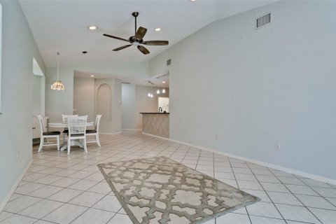 House in Palmetto, Florida 2 bedrooms, 115.48 sq.m. № 2310733 - photo 11