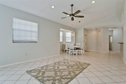 House in Palmetto, Florida 2 bedrooms, 115.48 sq.m. № 2310733 - photo 10