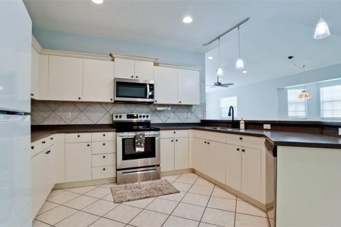 House in Palmetto, Florida 2 bedrooms, 115.48 sq.m. № 2310733 - photo 16