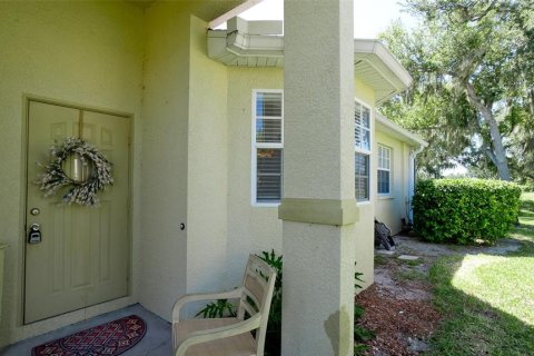 House in Palmetto, Florida 2 bedrooms, 115.48 sq.m. № 2310733